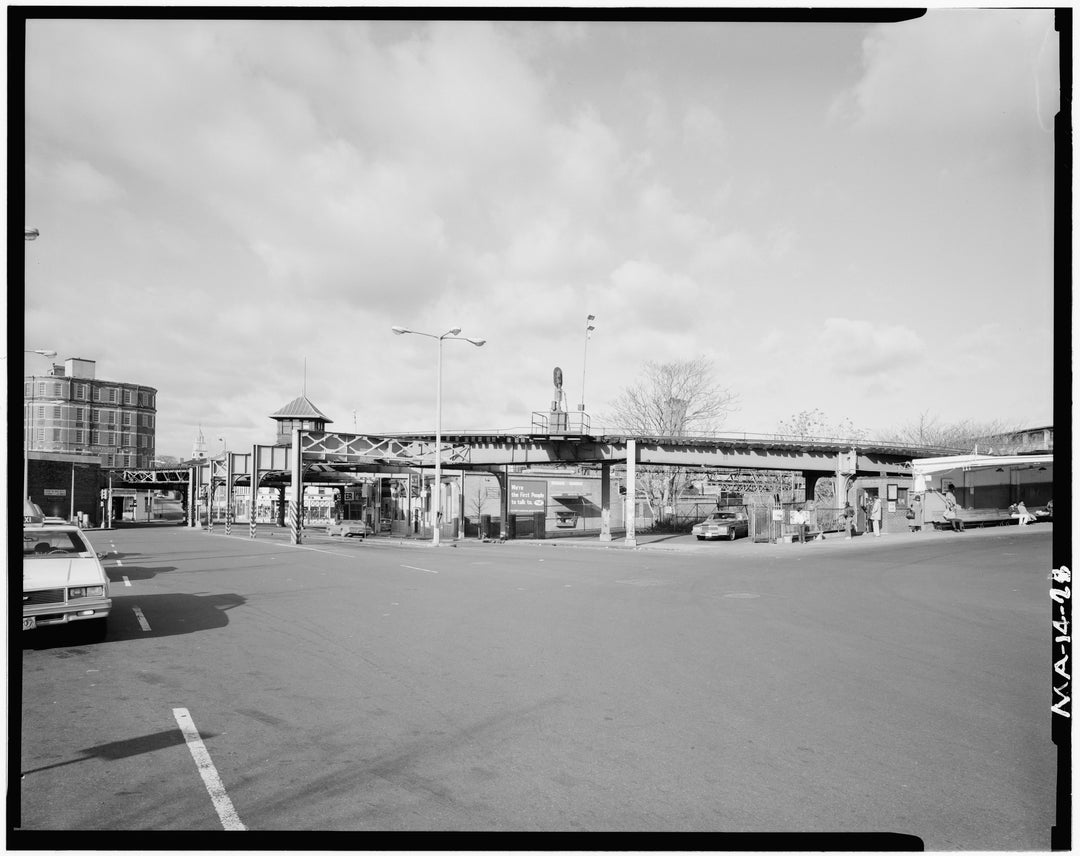 Dudley Station, Boston, Massachusetts 1982: Northbound Loop