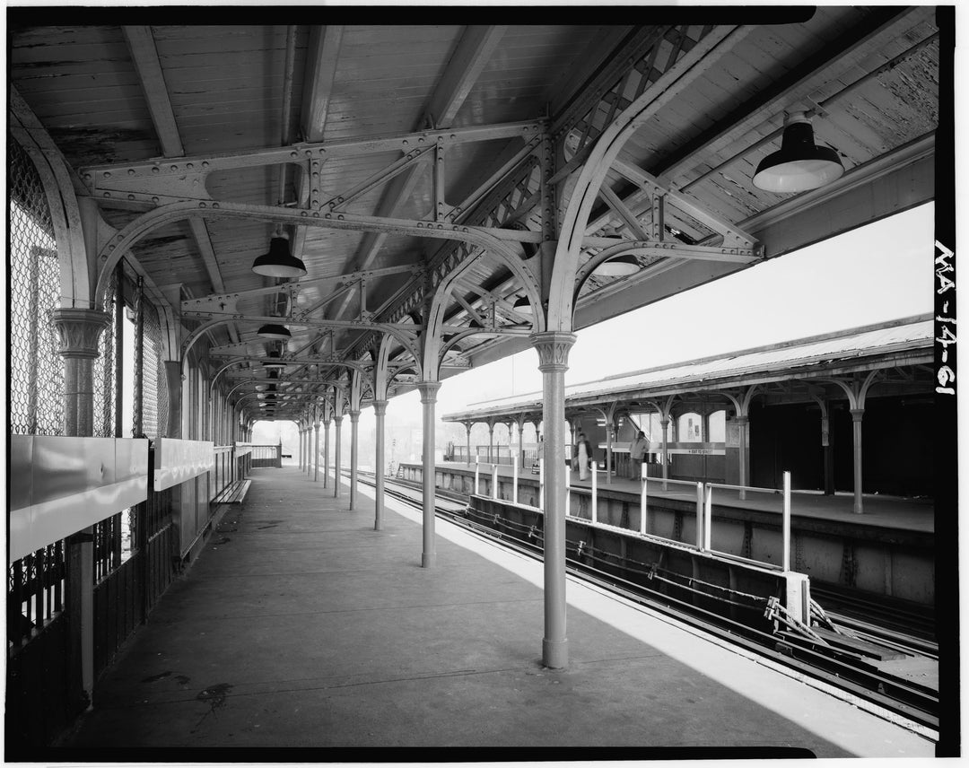 Egleston Square Station, Boston, Massachusetts 1982: Northbound Platform Looking South