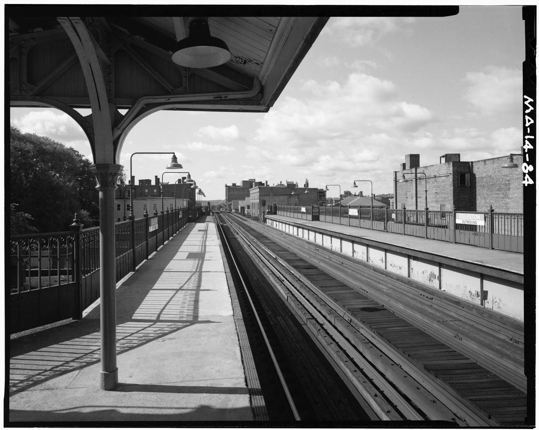 Egleston Square Station, Boston, Massachusetts 1982: Platform Looking South