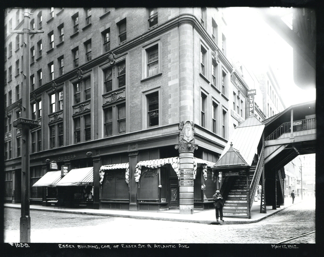 South Station on the Atlantic Avenue Elevated, Boston, Massachusetts, May 12, 1912: Essex Street Entrance