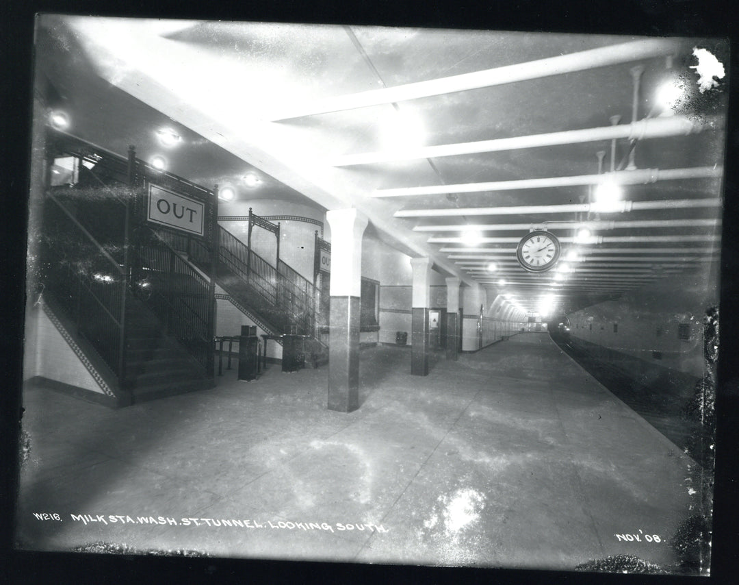 Milk Station Platform, Boston, Massachusetts, November 1908