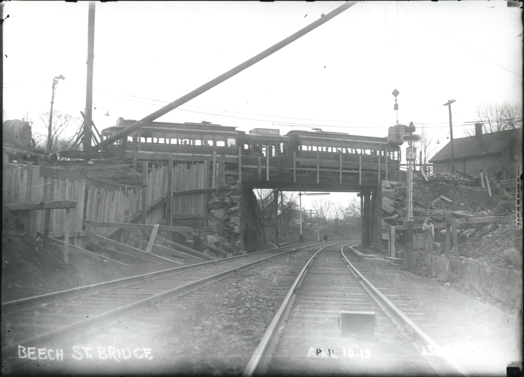 Articulated Streetcar on Beech Street Bridge, April 10, 1919