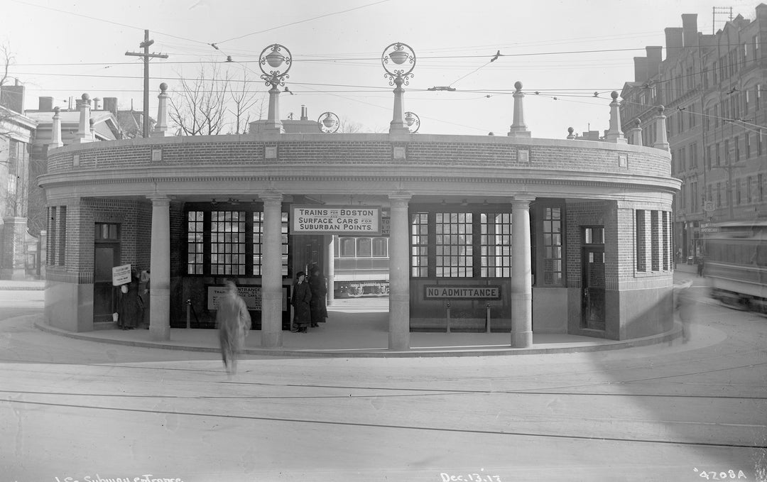 Harvard Station Head House, Cambridge, Massachusetts, December 13, 1913