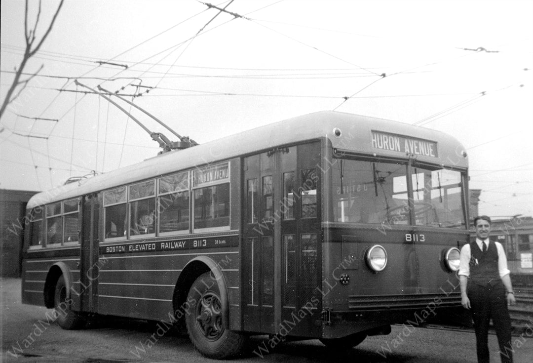 Boston Elevated Railway Co. Trackless Trolley #8113, Cambridge, Massachusetts Circa 1940