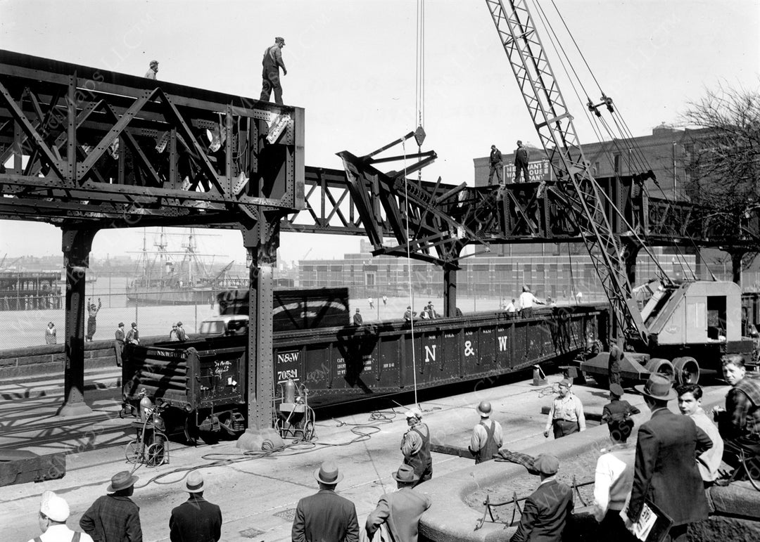 Scrapping the Atlantic Avenue Elevated, Boston, Massachusetts 1942