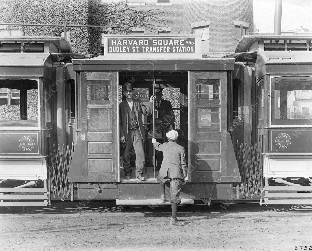Boarding a Snake Car at Harvard Square, Cambridge, Massachusetts 1912